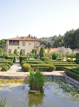 Spring Special Gardens and Villas Tour - Alessandra Marchetti